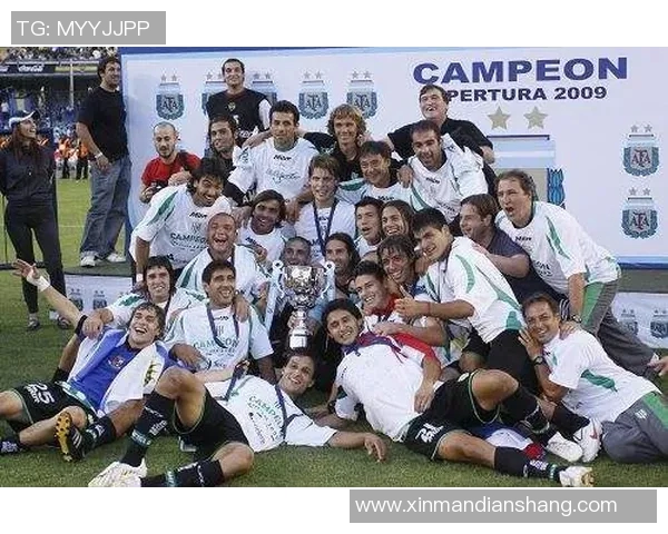 足球巨星璀璨之路:从青涩少年到世界顶级球员的成长故事 足球巨星璀璨之路:从青涩少年到世界顶级球员的成长故事